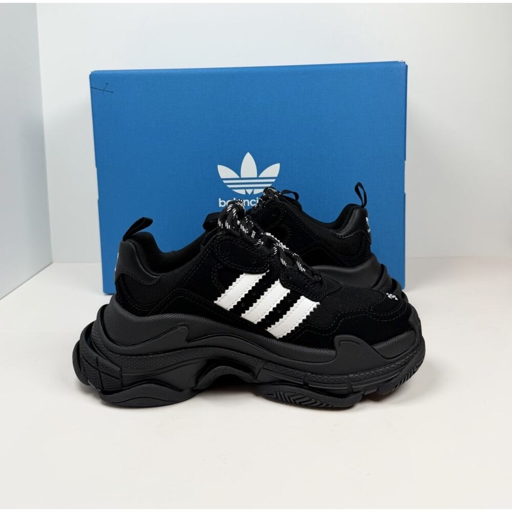 Size 36EU/6 - Balenciaga Triple S x Adidas Sneakers🖤 NEW/RETAIL $1,150! - Picture 5 of 9